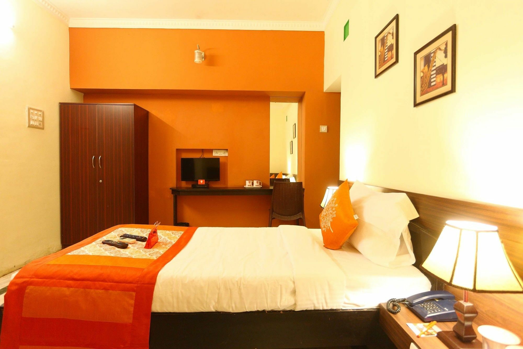 Fabexpress Nestlay Rooms - 100M From Velammal Hall, Moggappair Chennai Exterior photo