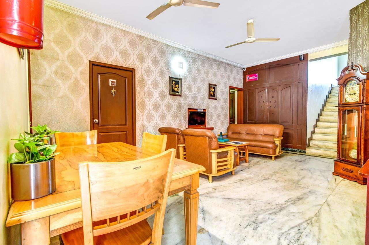 Fabexpress Nestlay Rooms - 100M From Velammal Hall, Moggappair Chennai Exterior photo