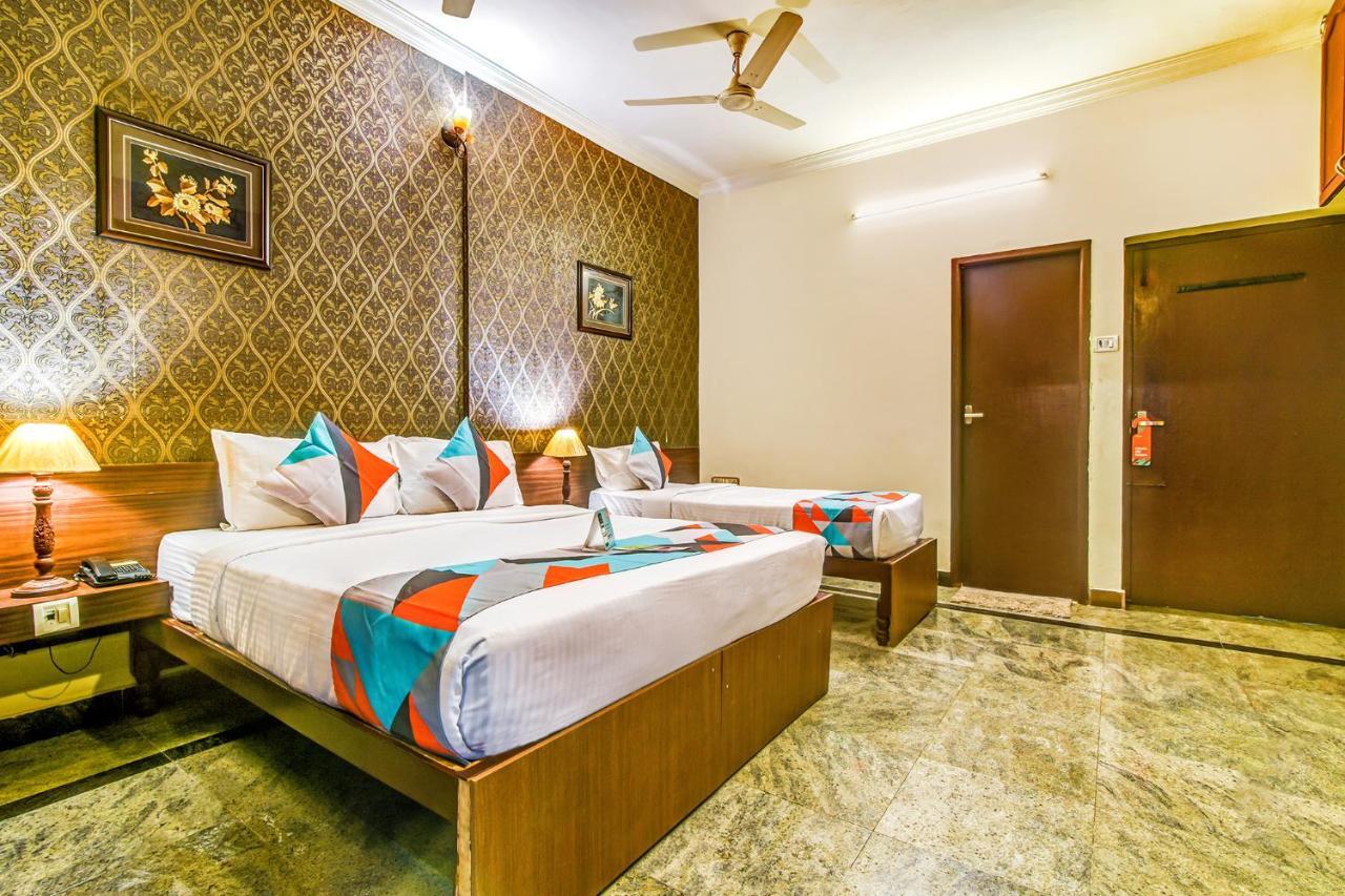 Fabexpress Nestlay Rooms - 100M From Velammal Hall, Moggappair Chennai Exterior photo