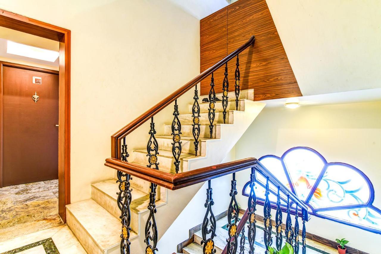 Fabexpress Nestlay Rooms - 100M From Velammal Hall, Moggappair Chennai Exterior photo